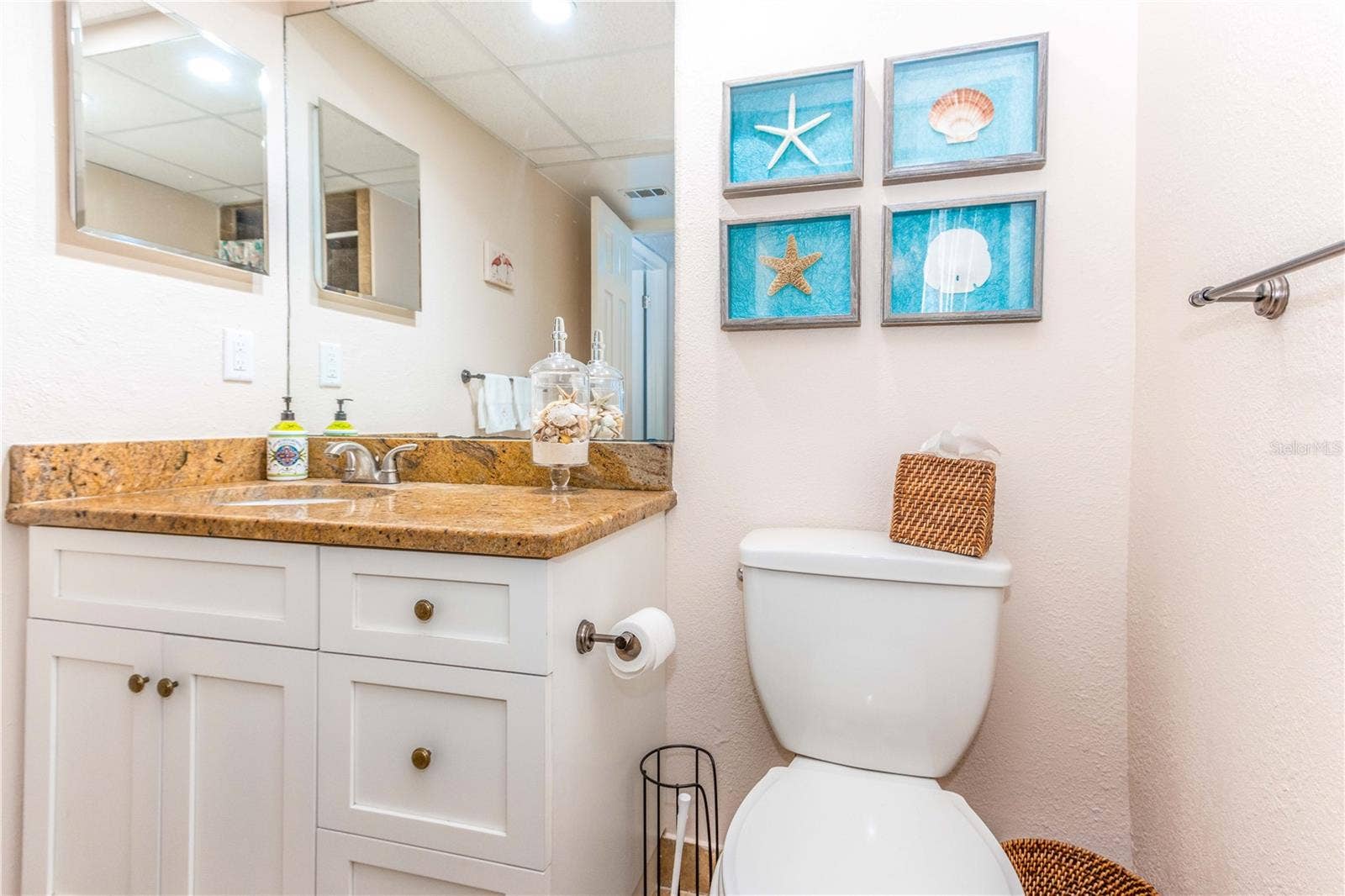 1270 GULF BOULEVARD, #708, Clearwater, FL 33767 1270 GULF BOULEVARD, #708, Clearwater, FL 33767