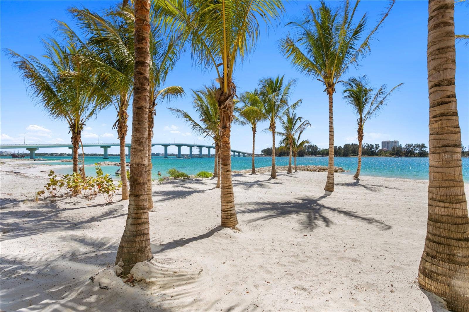 691 S GULFVIEW BOULEVARD, #1011, Clearwater Beach, FL 33767 691 S GULFVIEW BOULEVARD, #1011, Clearwater Beach, FL 33767