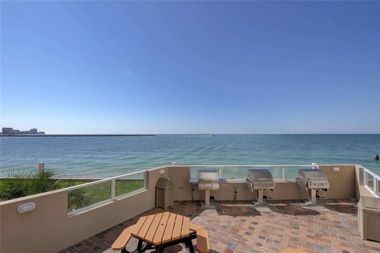 440 S GULFVIEW BOULEVARD, #1102, Clearwater, FL 33767 440 S GULFVIEW BOULEVARD, #1102, Clearwater, FL 33767