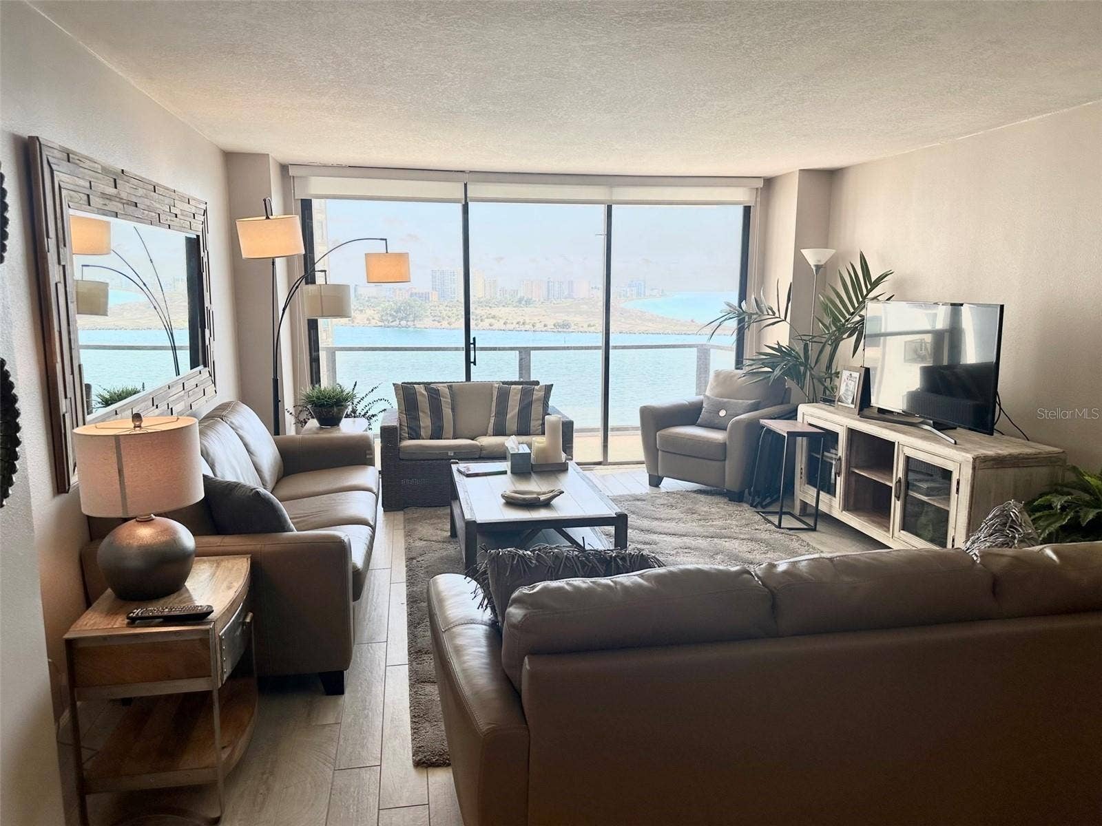 440 S GULFVIEW BOULEVARD, #1102, Clearwater, FL 33767 Living Room
