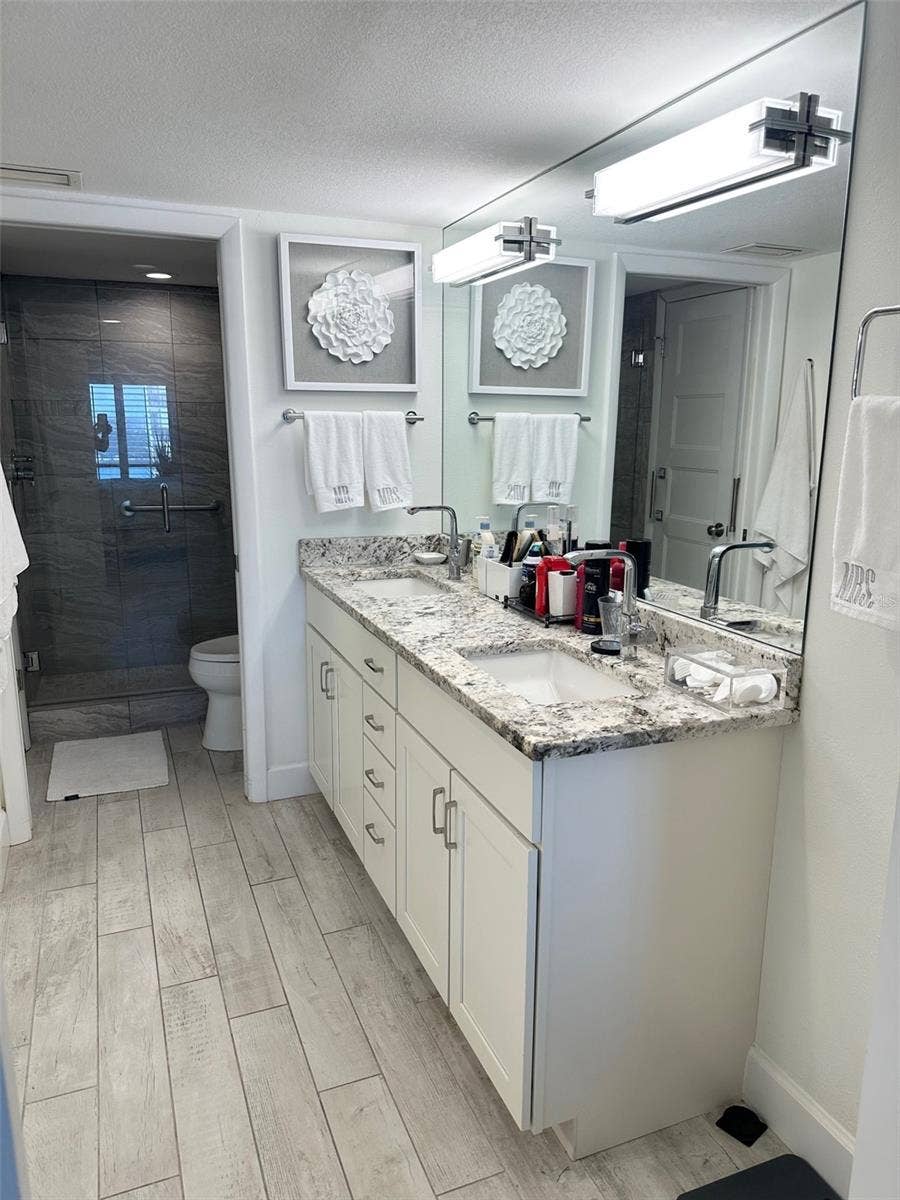 440 S GULFVIEW BOULEVARD, #1102, Clearwater, FL 33767 Primary Bedroom Bathroom