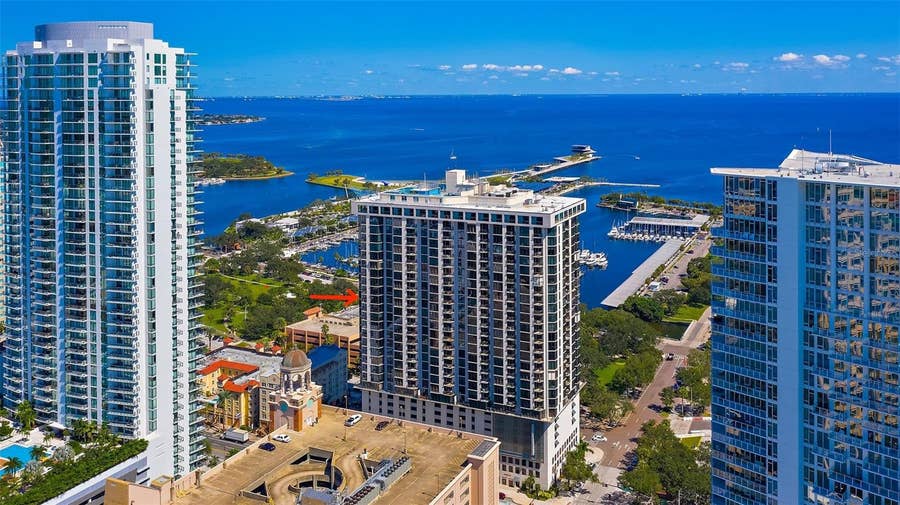 Property photo for 1 BEACH DRIVE SE, #1714, St Petersburg, FL