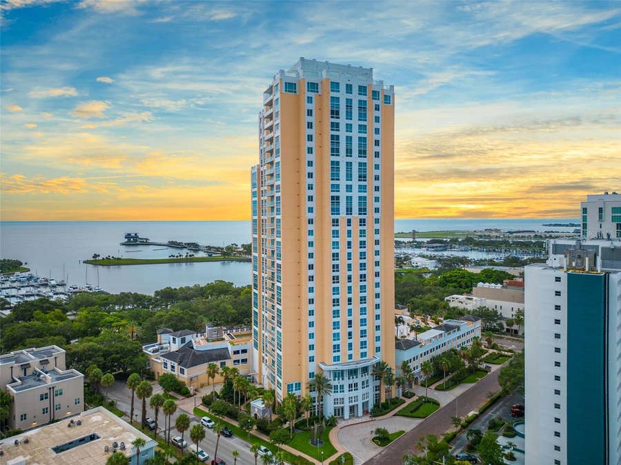 Property photo for 400 BEACH DRIVE NE, #802, St Petersburg, FL