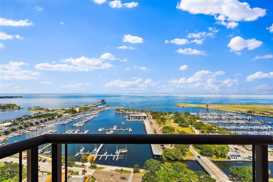 Property photo for 1 BEACH DRIVE SE, #2702, St Petersburg, FL
