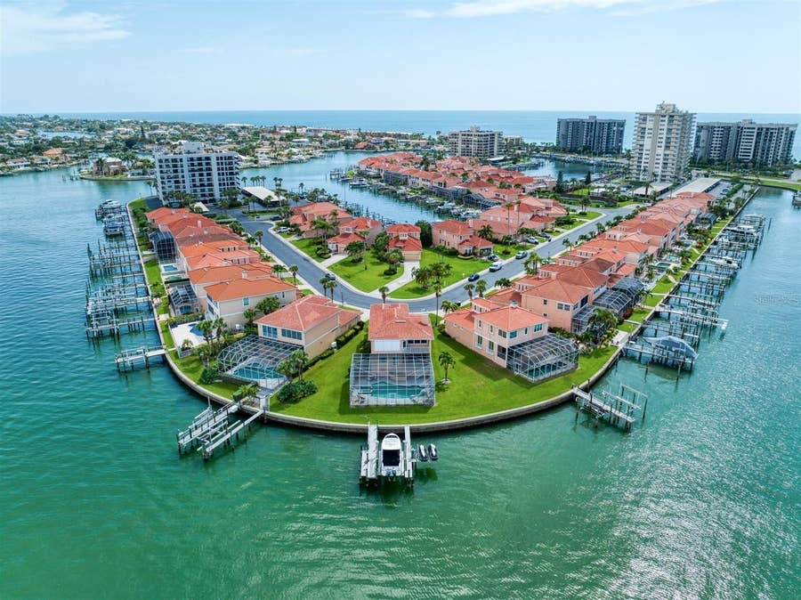 Property photo for 190 SAND KEY ESTATES DRIVE, Clearwater, FL
