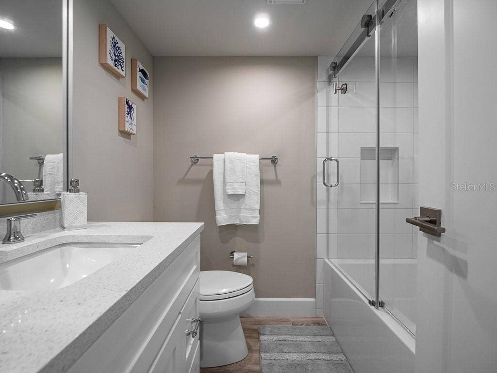 1270 GULF BOULEVARD, #603, Clearwater, FL 33767 Master Bath