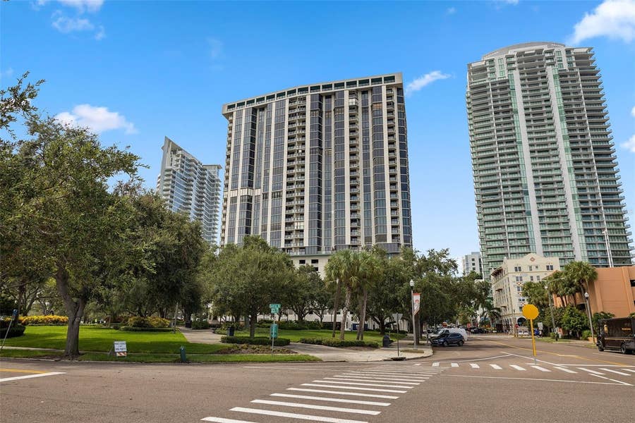 Property photo for 1 BEACH DRIVE SE, #1905, St Petersburg, FL