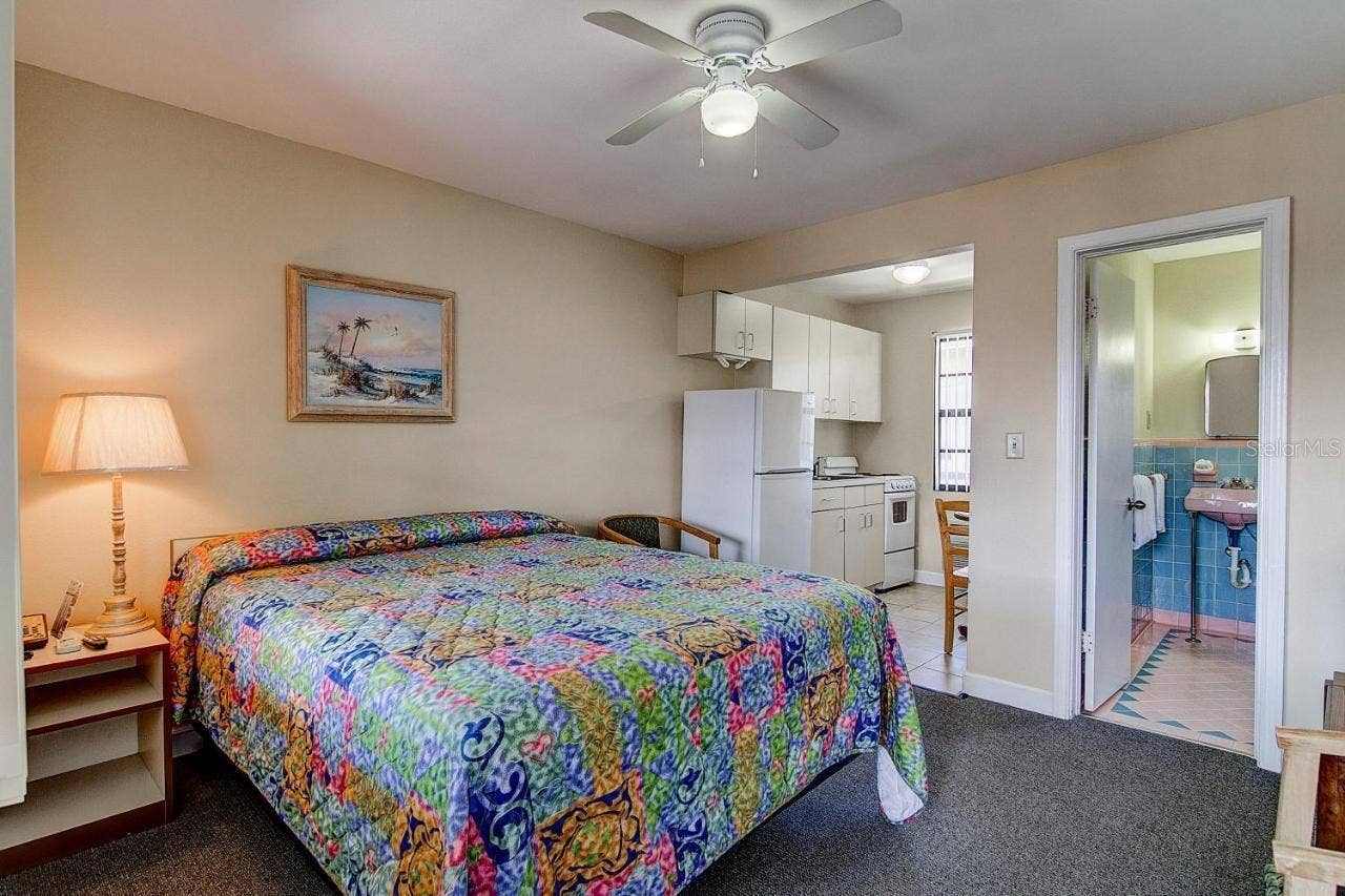 653 MANDALAY AVENUE, Clearwater, FL 33767 653 MANDALAY AVENUE, Clearwater, FL 33767