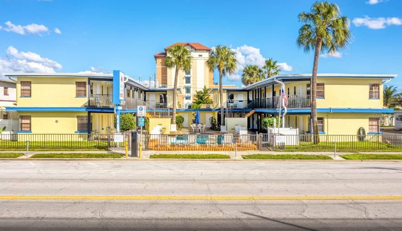 653 MANDALAY AVENUE, Clearwater, FL 33767 653 MANDALAY AVENUE, Clearwater, FL 33767