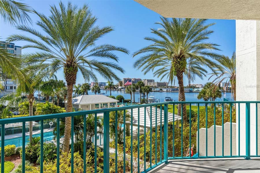 Property photo for 670 ISLAND WAY, #305, Clearwater, FL