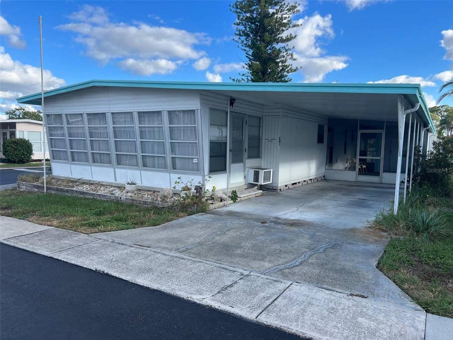 Property photo for 201 ROYAL PALM CIRCLE, Largo, FL