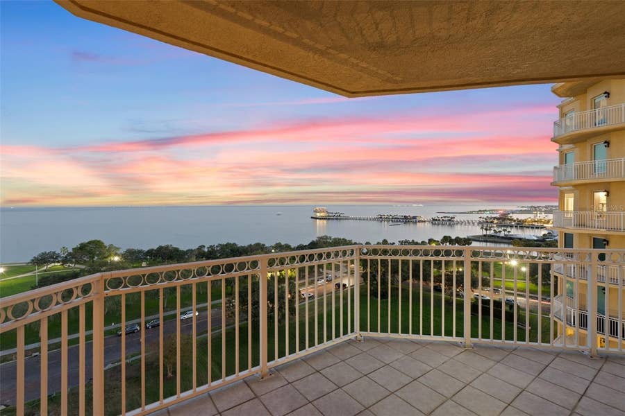 Property photo for 555 5TH AVENUE NE, #1024, St Petersburg, FL