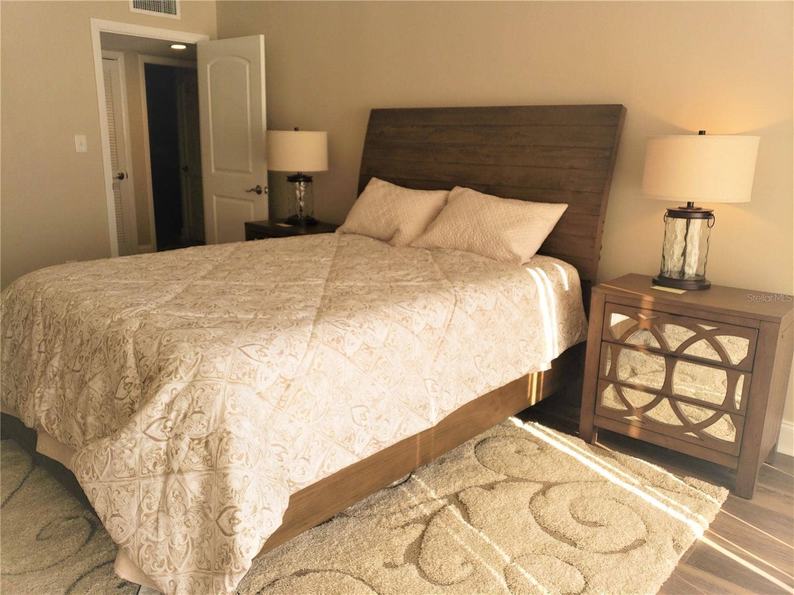 1460 GULF BOULEVARD, #1102, Clearwater, FL 33767 1460 GULF BOULEVARD, #1102, Clearwater, FL 33767