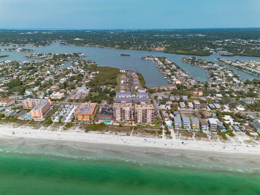 Property photo for 911 HIDDEN HARBOUR DRIVE, Indian Rocks Beach, FL