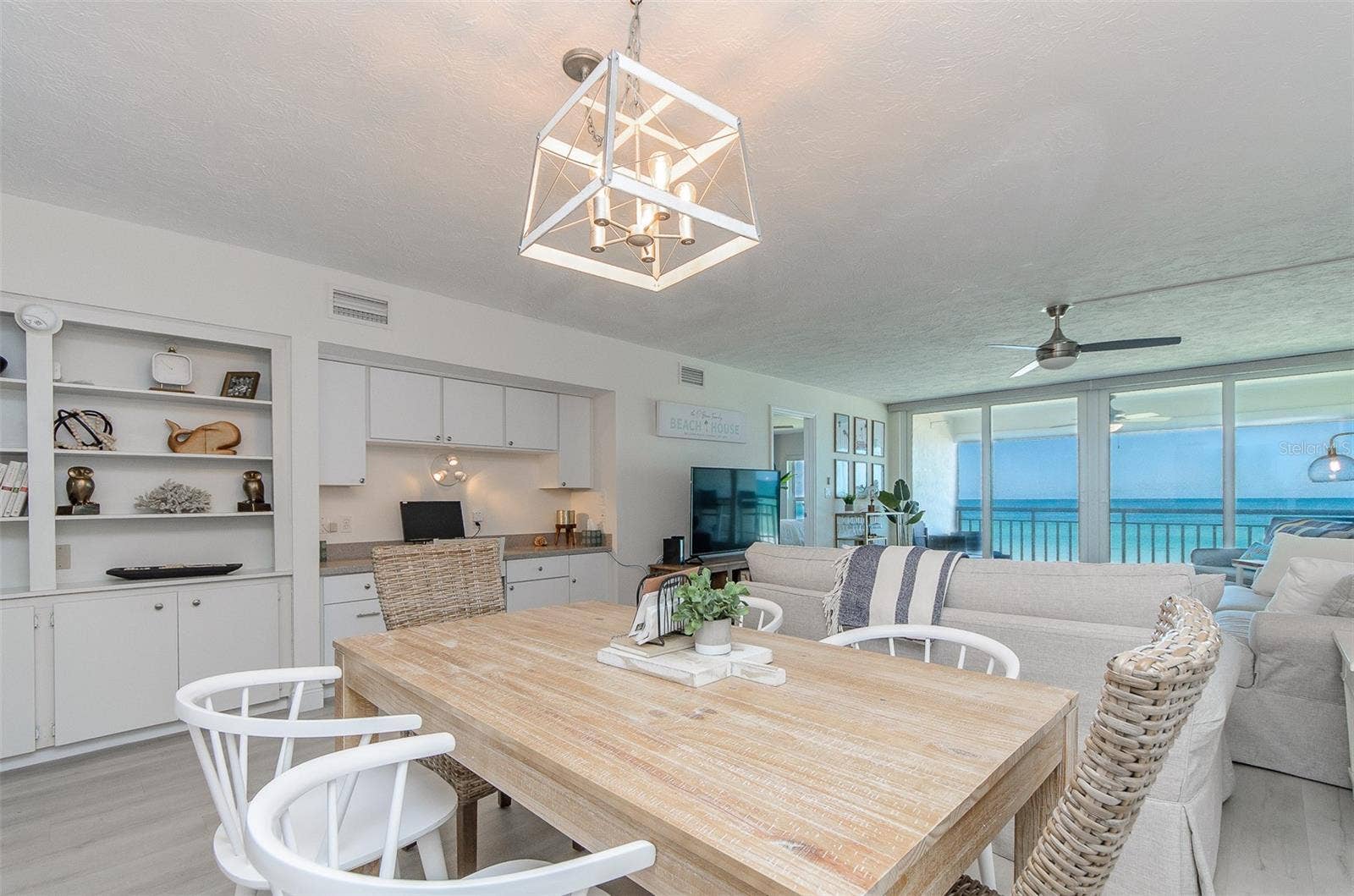 2900 GULF BOULEVARD, #204, Belleair Beach, FL 33786