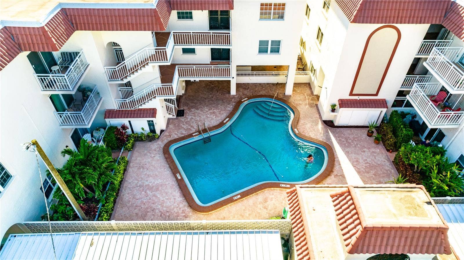 2900 GULF BOULEVARD, #204, Belleair Beach, FL 33786