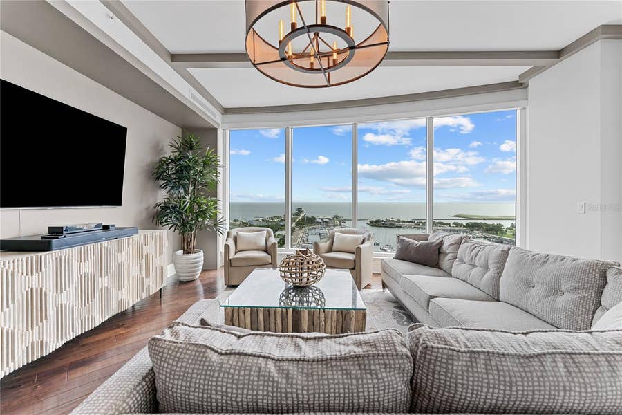 Property photo for 180 BEACH DRIVE NE, #1602, St Petersburg, FL