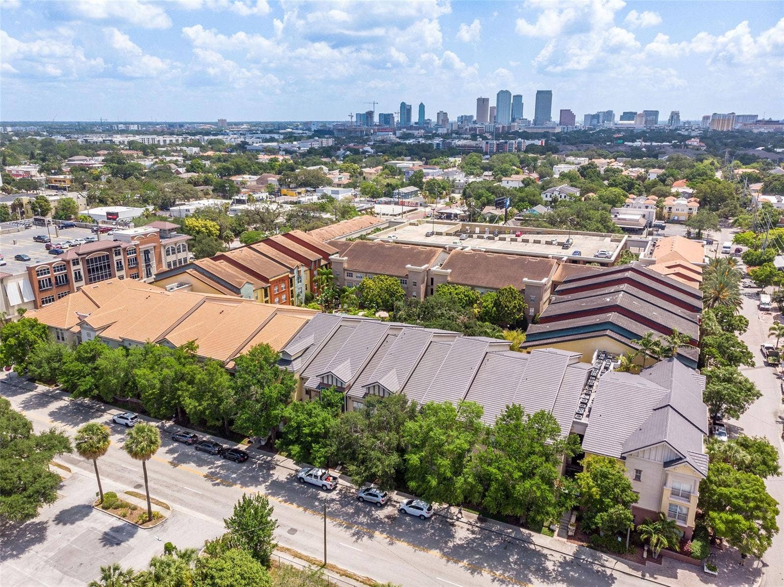 402 S ARMENIA AVENUE, #111, Tampa, FL 33609 402 S ARMENIA AVENUE, #111, Tampa, FL 33609