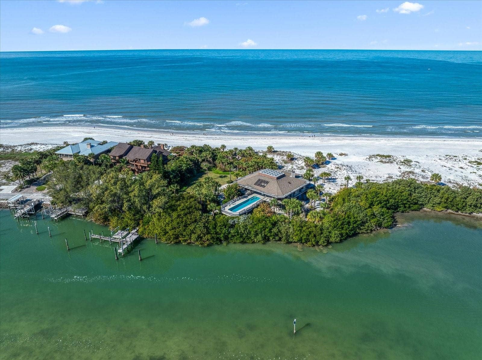 1198 MANDALAY POINT, Clearwater, FL 33767 1198 MANDALAY POINT, Clearwater, FL 33767