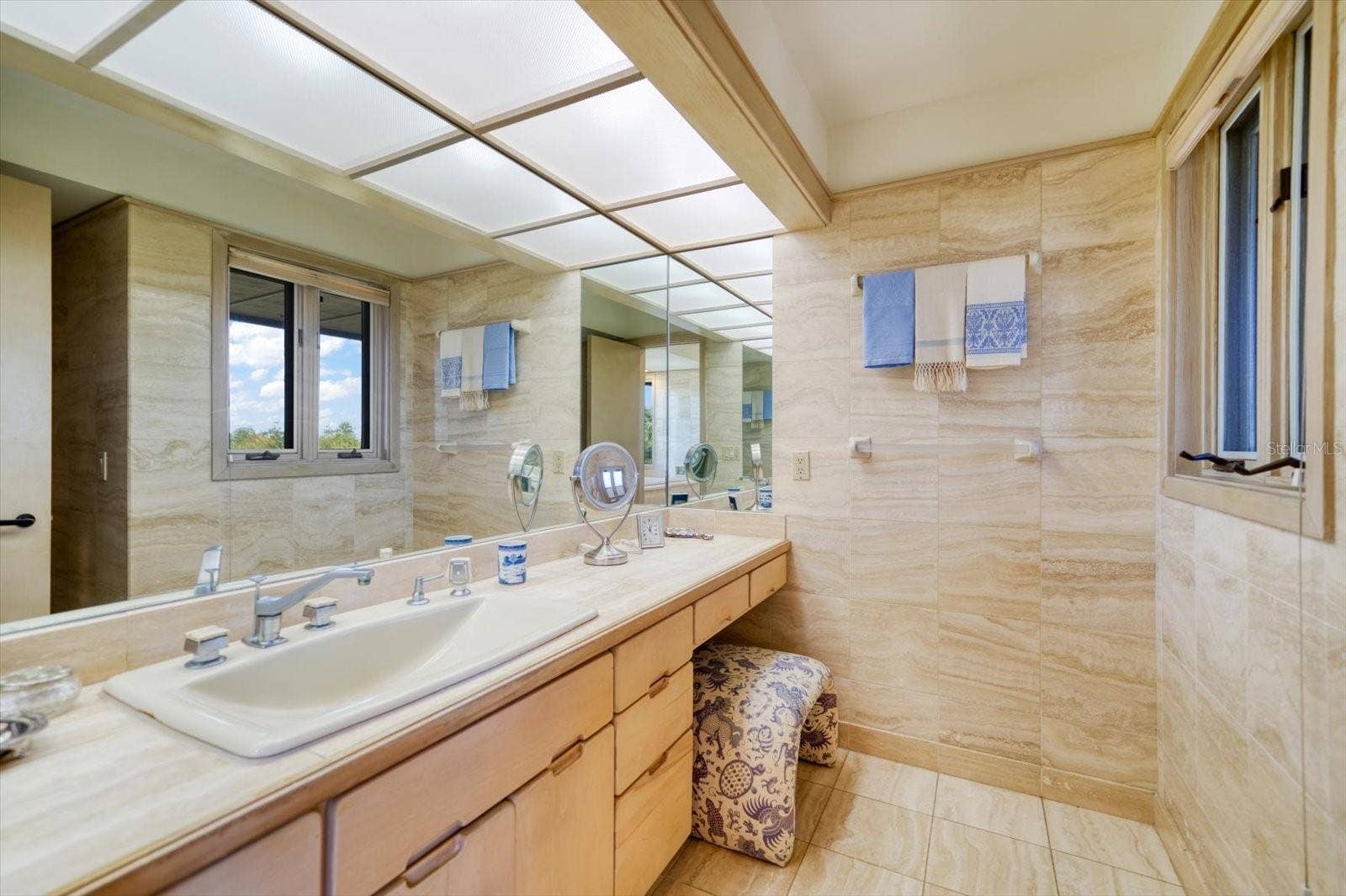 1198 MANDALAY POINT, Clearwater, FL 33767 1198 MANDALAY POINT, Clearwater, FL 33767