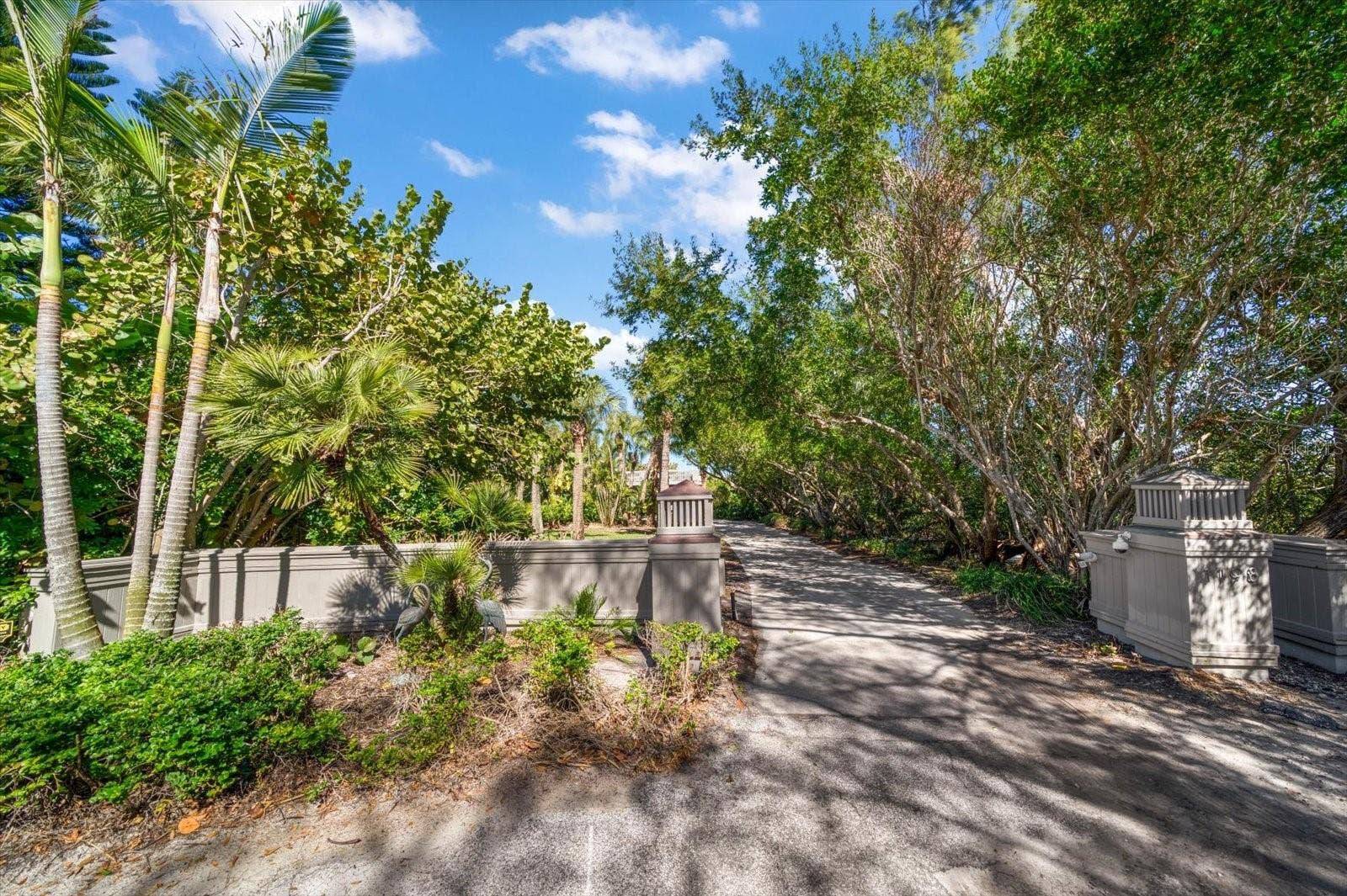 1198 MANDALAY POINT, Clearwater, FL 33767 1198 MANDALAY POINT, Clearwater, FL 33767