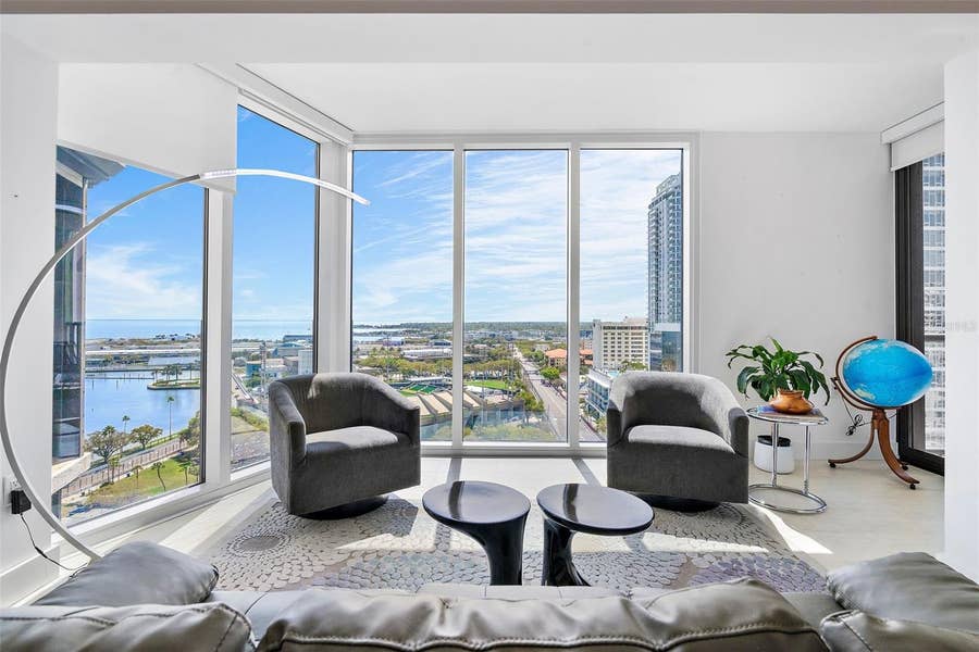 Property photo for 1 BEACH DRIVE SE, #1607, St Petersburg, FL