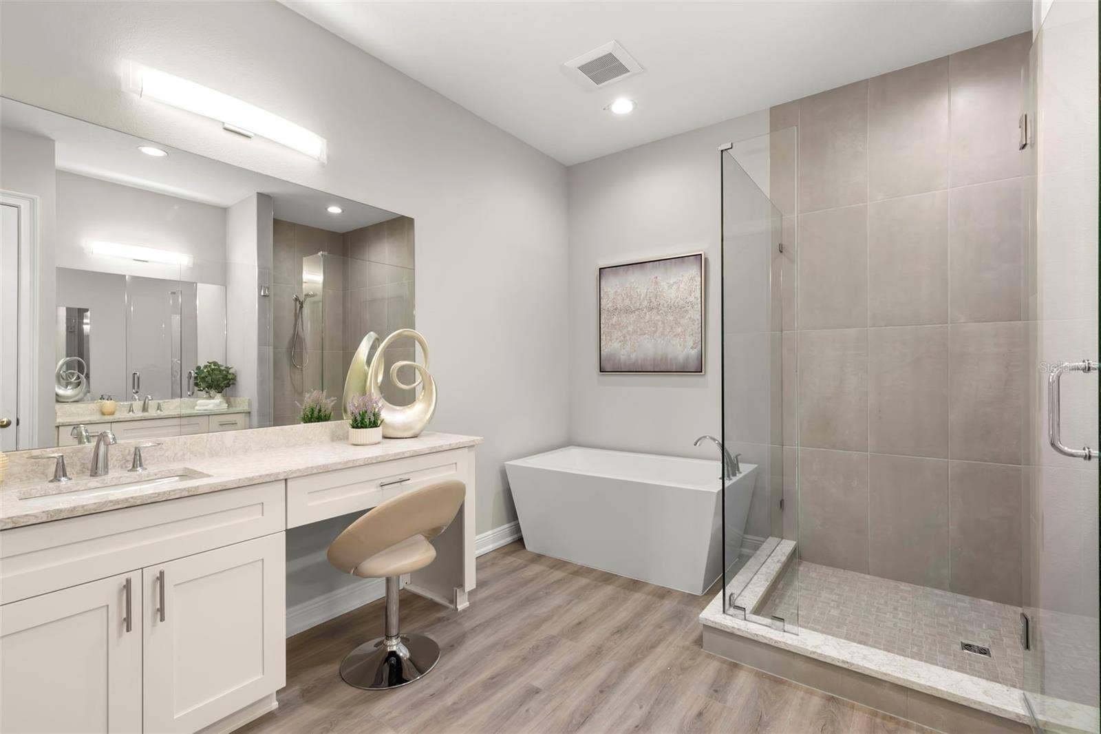 47A BAYVIEW COURT S, St Petersburg, FL 33711 47A BAYVIEW COURT S, St Petersburg, FL 33711