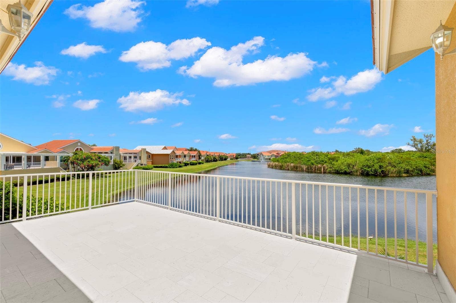 47A BAYVIEW COURT S, St Petersburg, FL 33711 47A BAYVIEW COURT S, St Petersburg, FL 33711