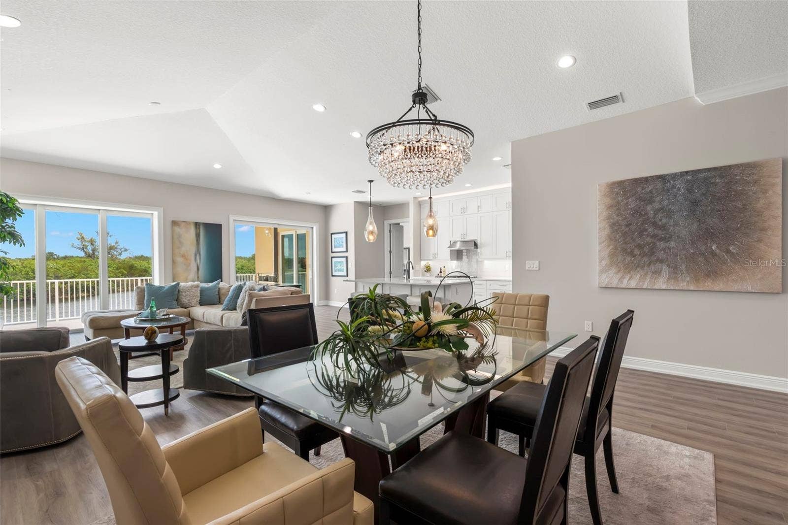 47A BAYVIEW COURT S, St Petersburg, FL 33711 47A BAYVIEW COURT S, St Petersburg, FL 33711