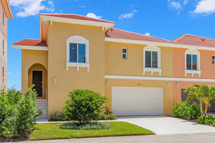 Property photo for 47A BAYVIEW COURT S, St Petersburg, FL