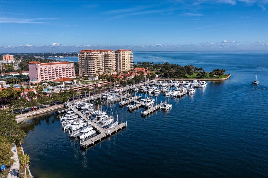 Property photo for 555 5TH AVENUE NE, #524, St Petersburg, FL