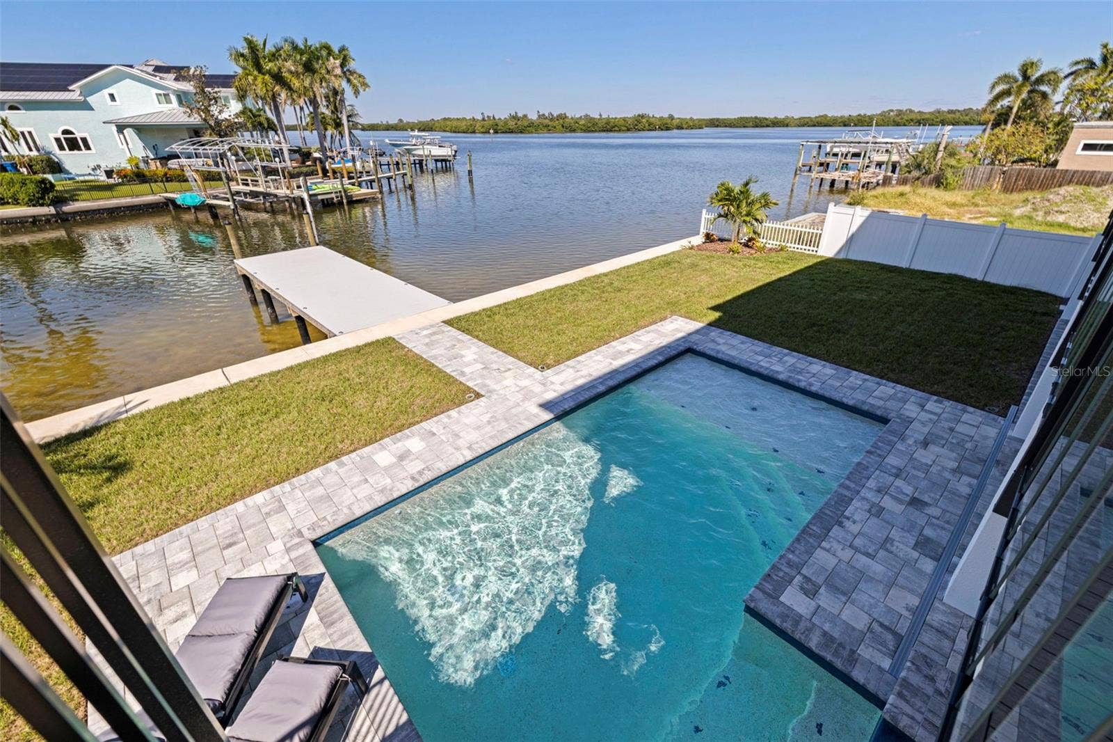 2121 BAYOU GRANDE BOULEVARD NE, St Petersburg, FL 33703 2121 BAYOU GRANDE BOULEVARD NE, St Petersburg, FL 33703