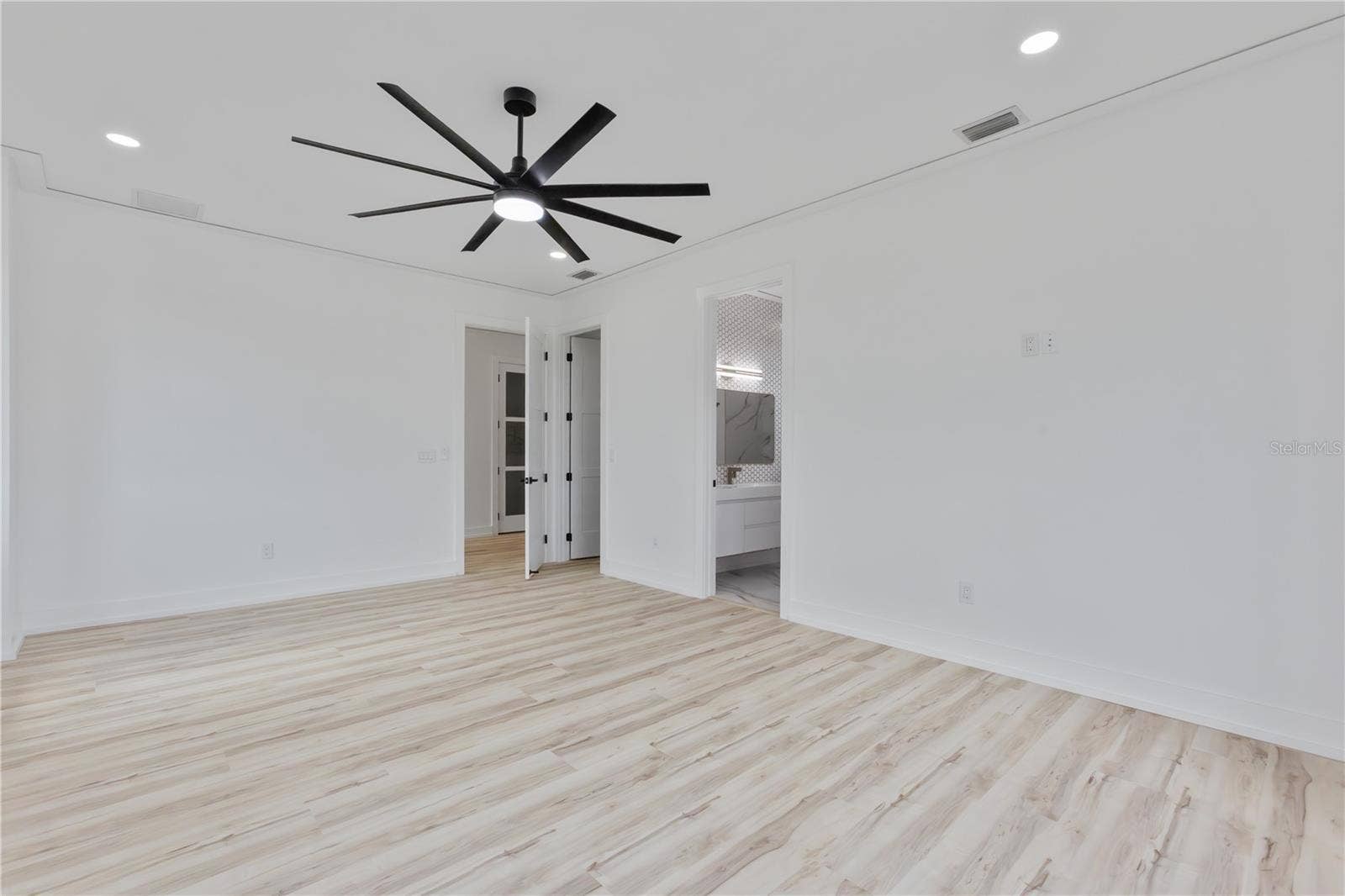 2121 BAYOU GRANDE BOULEVARD NE, St Petersburg, FL 33703 2121 BAYOU GRANDE BOULEVARD NE, St Petersburg, FL 33703