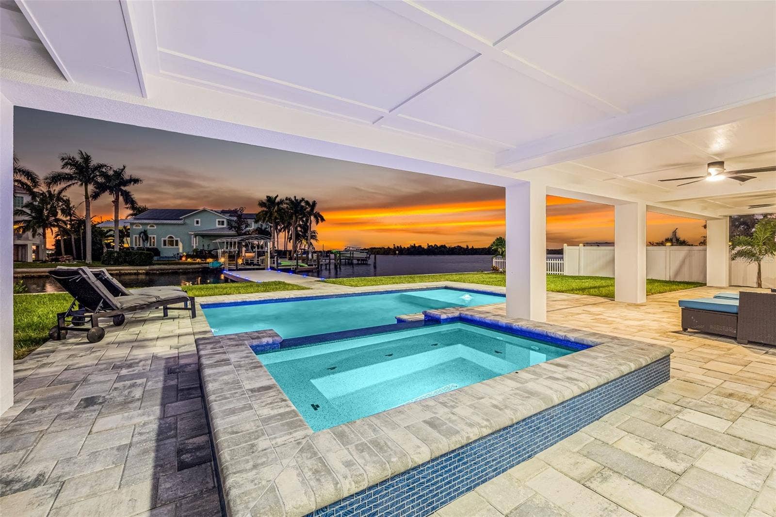 2121 BAYOU GRANDE BOULEVARD NE, St Petersburg, FL 33703 2121 BAYOU GRANDE BOULEVARD NE, St Petersburg, FL 33703