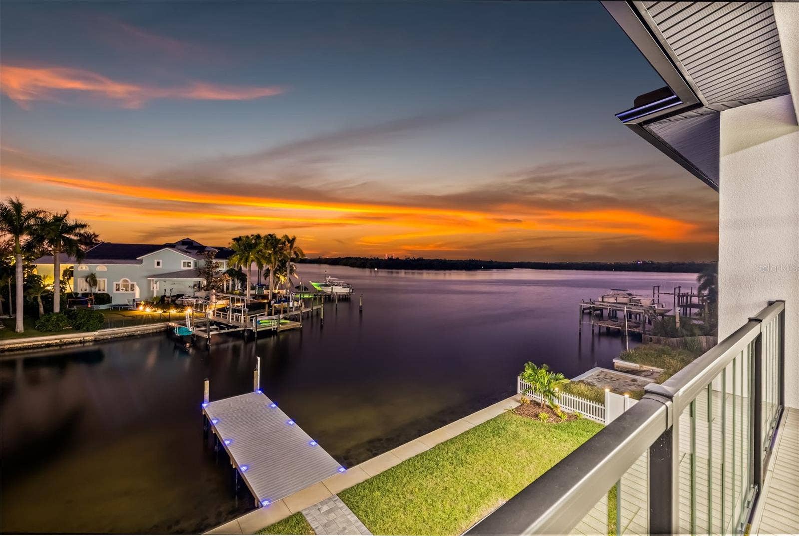 2121 BAYOU GRANDE BOULEVARD NE, St Petersburg, FL 33703 2121 BAYOU GRANDE BOULEVARD NE, St Petersburg, FL 33703
