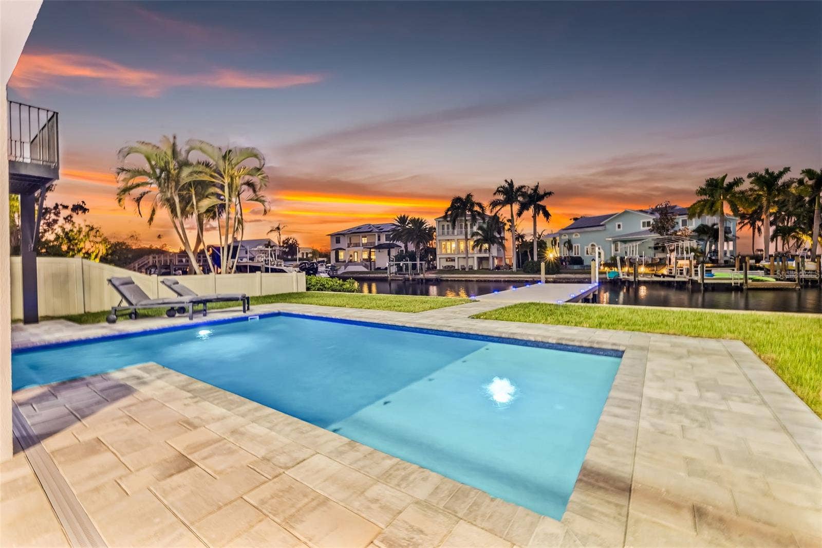 2121 BAYOU GRANDE BOULEVARD NE, St Petersburg, FL 33703 2121 BAYOU GRANDE BOULEVARD NE, St Petersburg, FL 33703