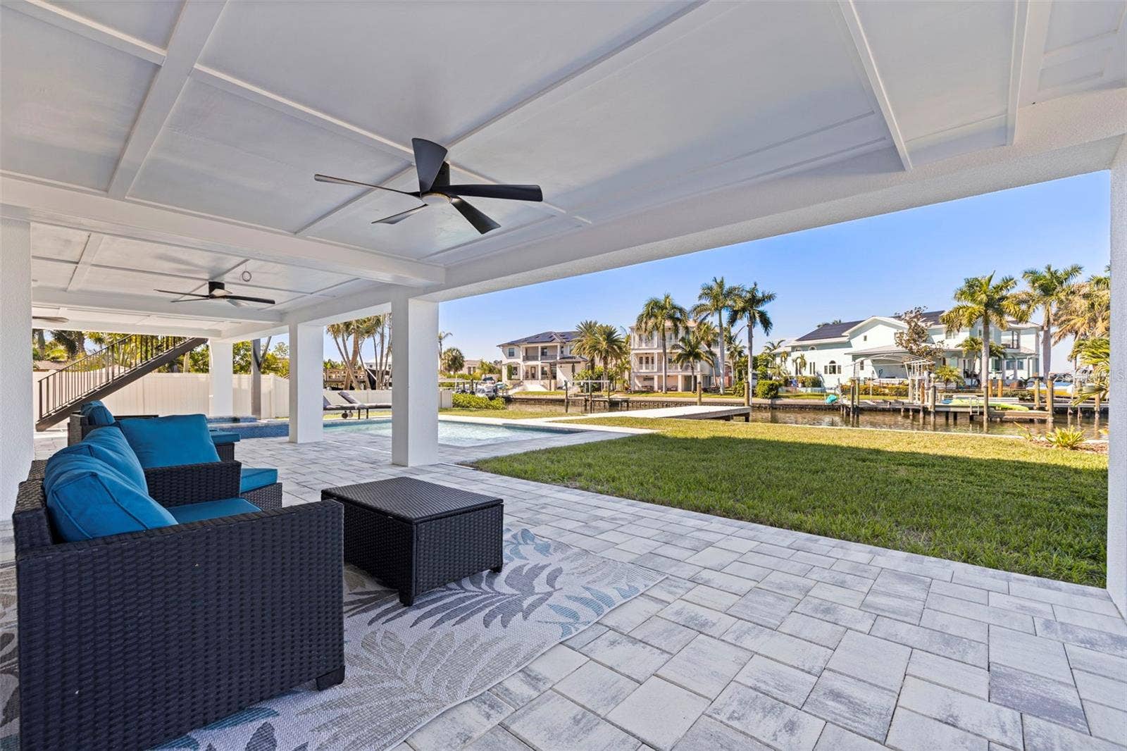 2121 BAYOU GRANDE BOULEVARD NE, St Petersburg, FL 33703 2121 BAYOU GRANDE BOULEVARD NE, St Petersburg, FL 33703