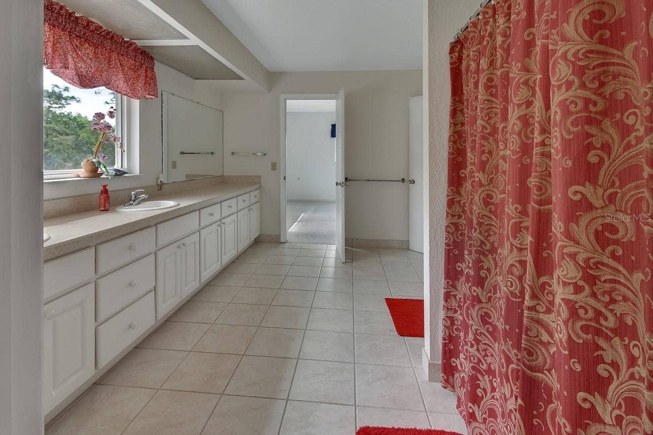1440 ARROYO VISTA DRIVE, Deland, FL 32724 2nd floor bath, connection 2 bedrooms
