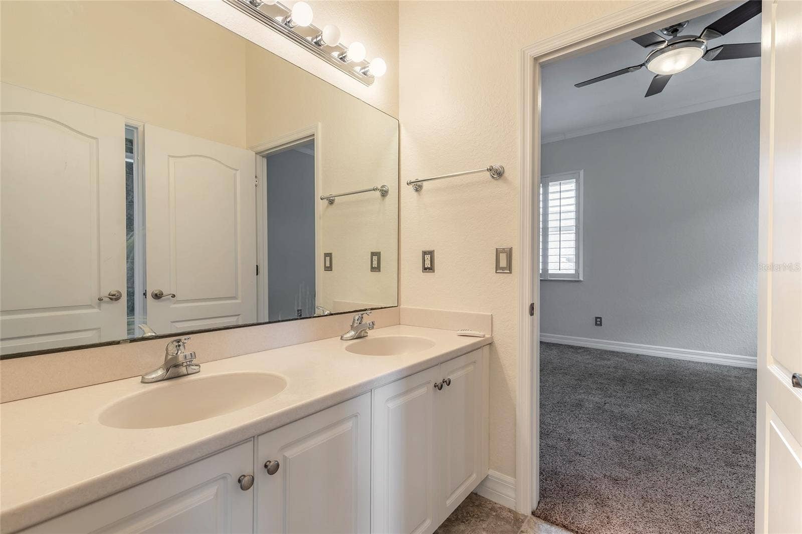 20 PROMENADE AT LIONSPAW, Daytona Beach, FL 32124