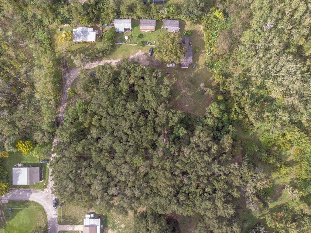 1 SMITH COURT, DeLand, FL 32724 1 SMITH COURT, DeLand, FL 32724