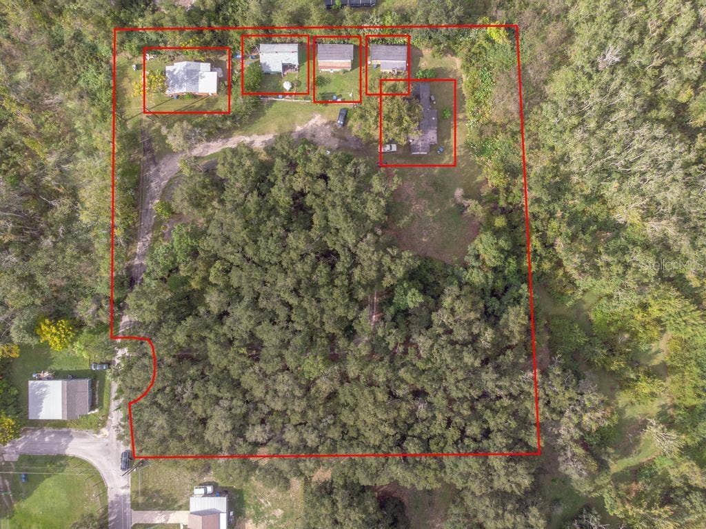 1 SMITH COURT, DeLand, FL 32724 1 SMITH COURT, DeLand, FL 32724