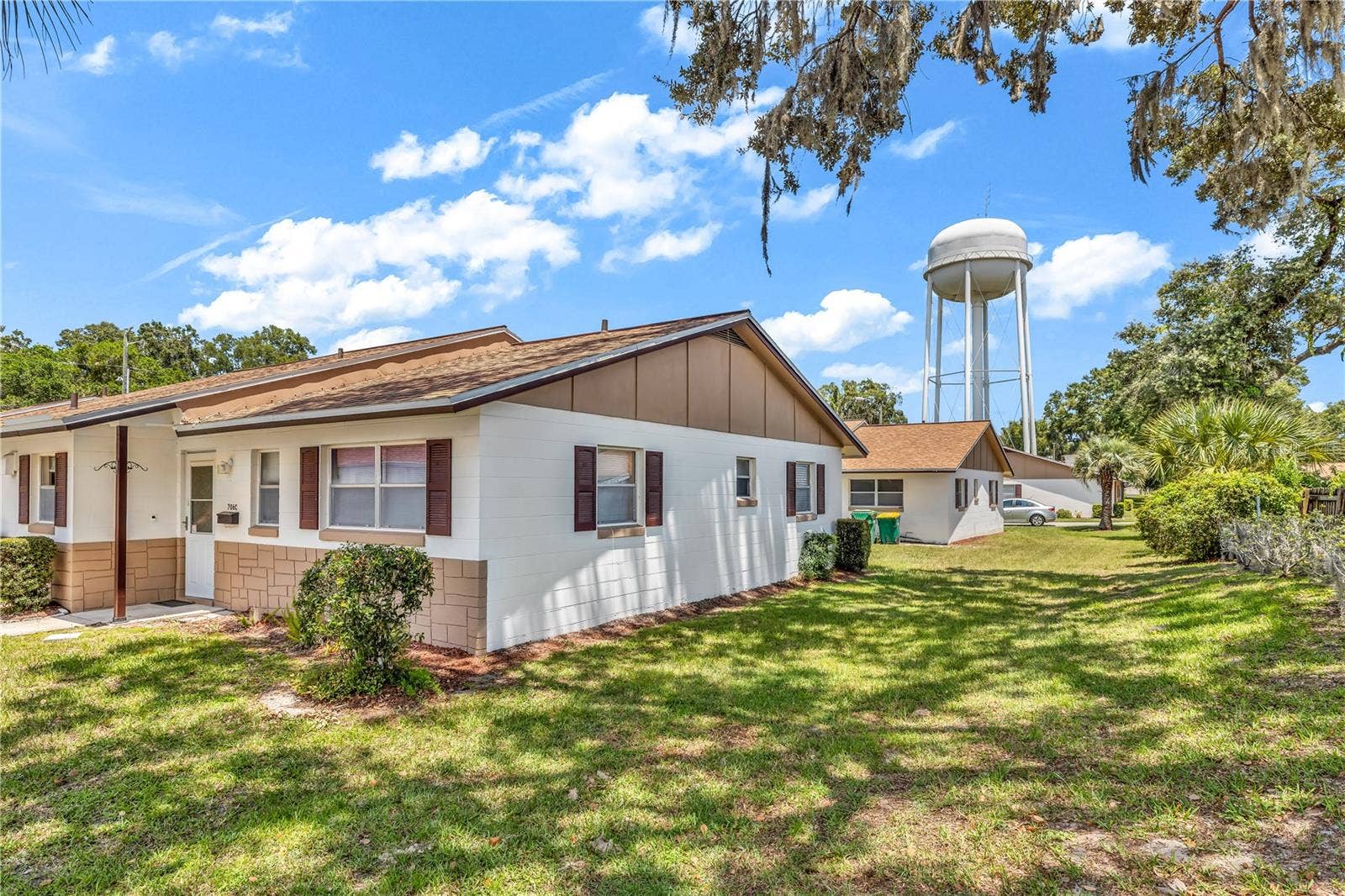 706 E MINNESOTA AVENUE, #C, Deland, FL 32724