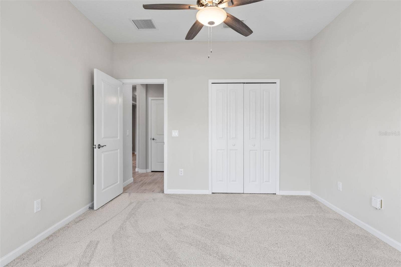 586 LOST SHAKER WAY, Daytona Beach, FL 32124 586 LOST SHAKER WAY, Daytona Beach, FL 32124