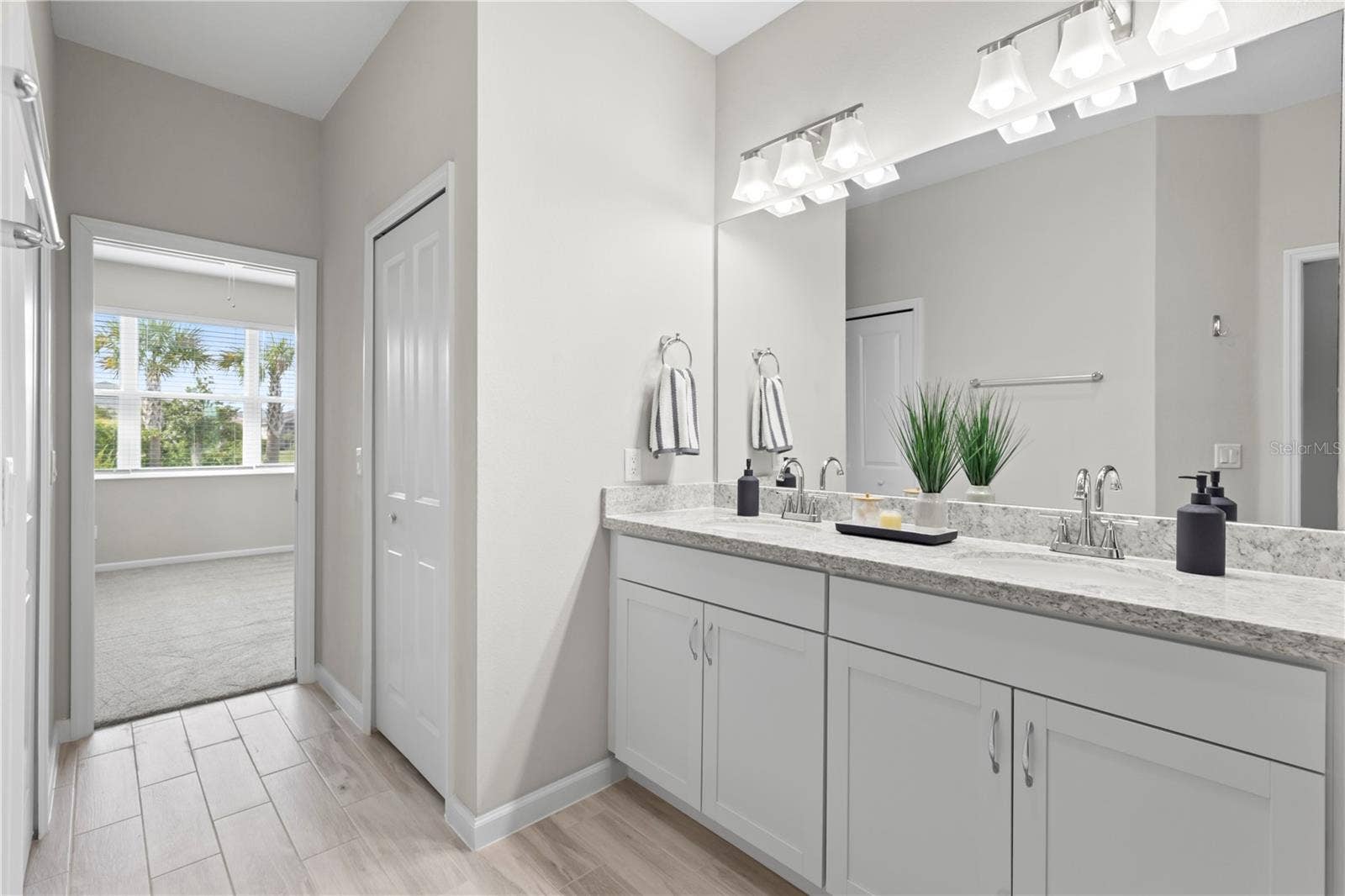 586 LOST SHAKER WAY, Daytona Beach, FL 32124 586 LOST SHAKER WAY, Daytona Beach, FL 32124