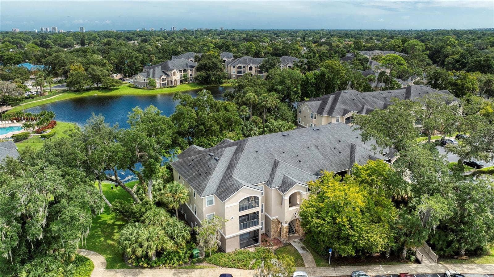 940 VILLAGE TRAIL, #2-207, Port Orange, FL 32127