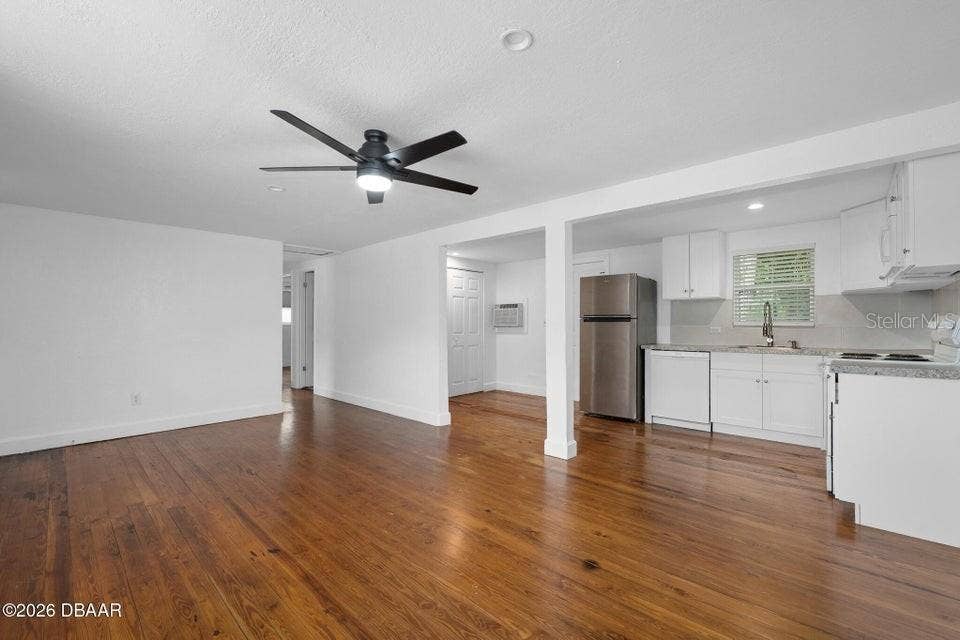 1636 VALENCIA AVENUE, Daytona Beach, FL 32117 1636 VALENCIA AVENUE, Daytona Beach, FL 32117