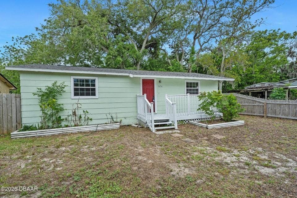 1636 VALENCIA AVENUE, Daytona Beach, FL 32117 1636 VALENCIA AVENUE, Daytona Beach, FL 32117
