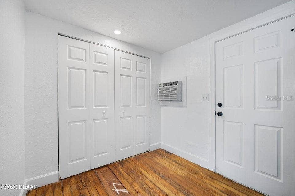 1636 VALENCIA AVENUE, Daytona Beach, FL 32117 1636 VALENCIA AVENUE, Daytona Beach, FL 32117