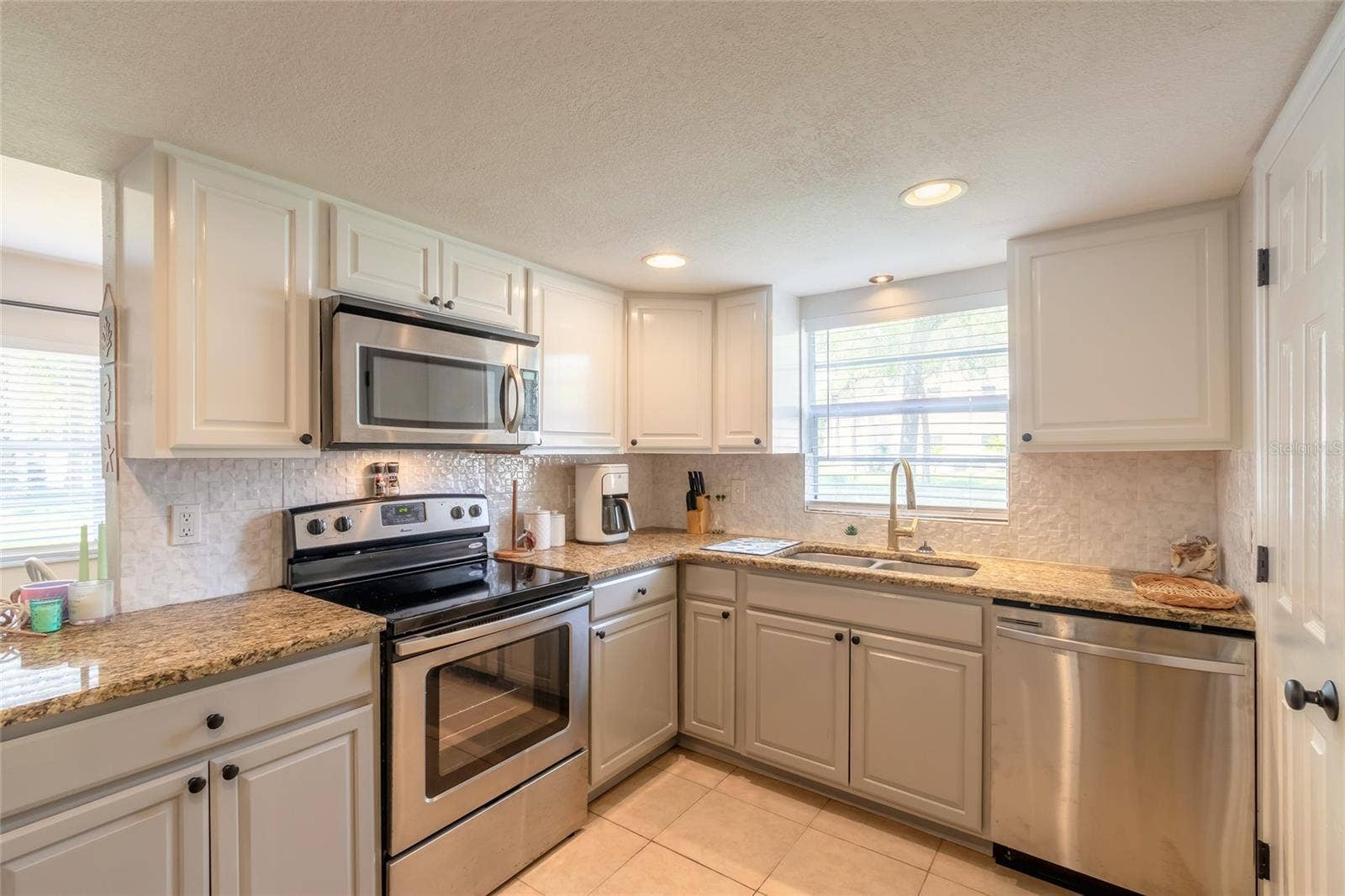 415 BANANA CAY DRIVE, #F, South Daytona, FL 32119 415 BANANA CAY DRIVE, #F, South Daytona, FL 32119