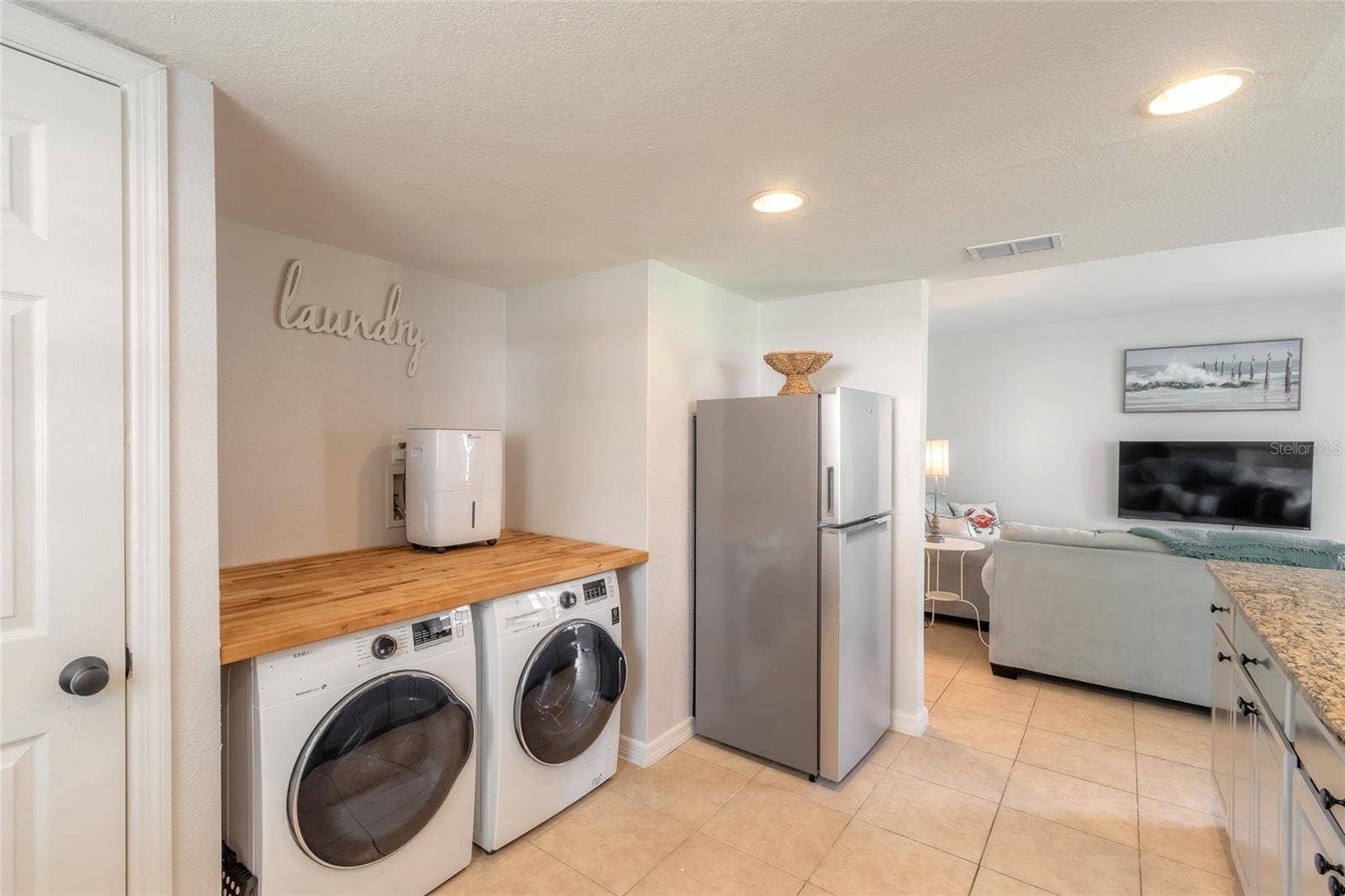 415 BANANA CAY DRIVE, #F, South Daytona, FL 32119 415 BANANA CAY DRIVE, #F, South Daytona, FL 32119